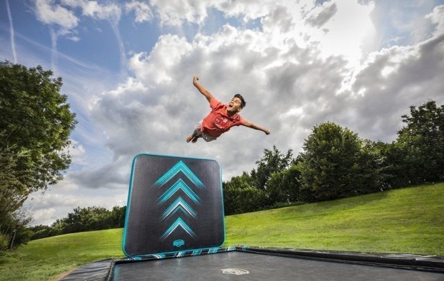 Berg Ultim - den ultimate trampolin